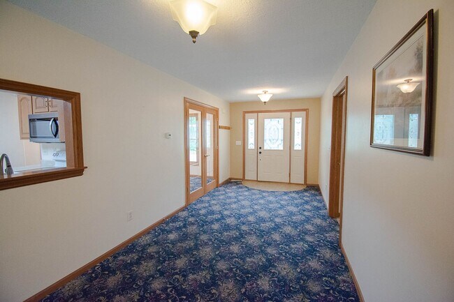 Foto del edificio - 919 Baird Ln NE
