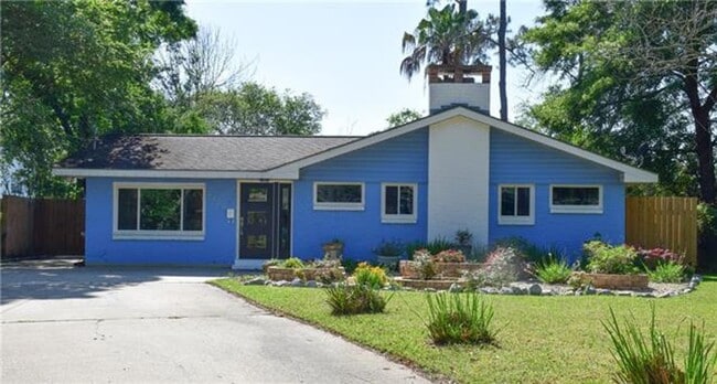 Building Photo - River Ridge Home Rental