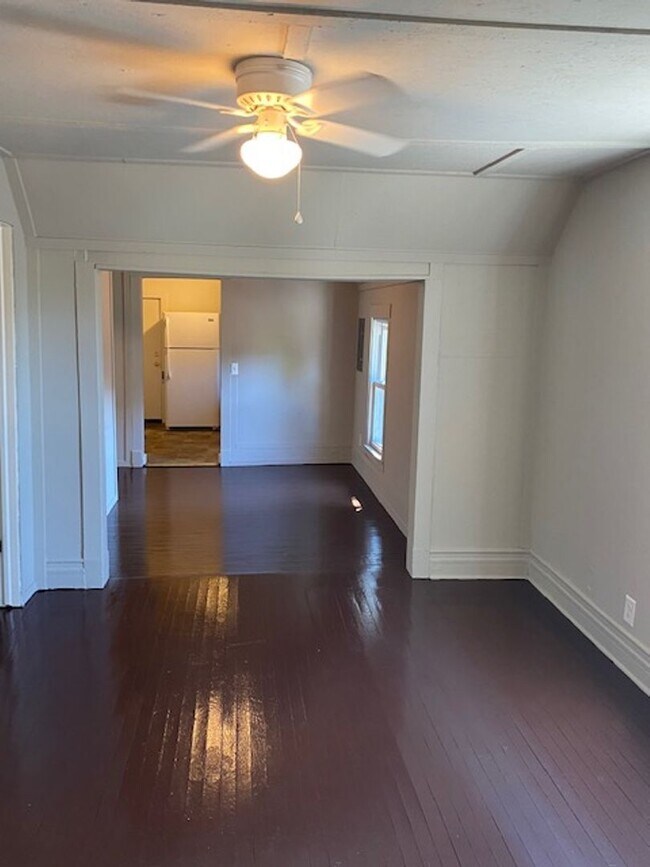 Foto del edificio - 840 Lafayette Ave SE