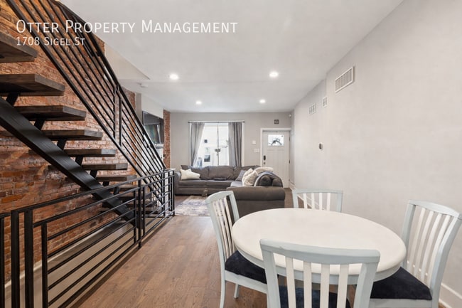 Building Photo - 1708 Sigel St