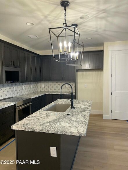 Foto del edificio - 5999 Finch Pl