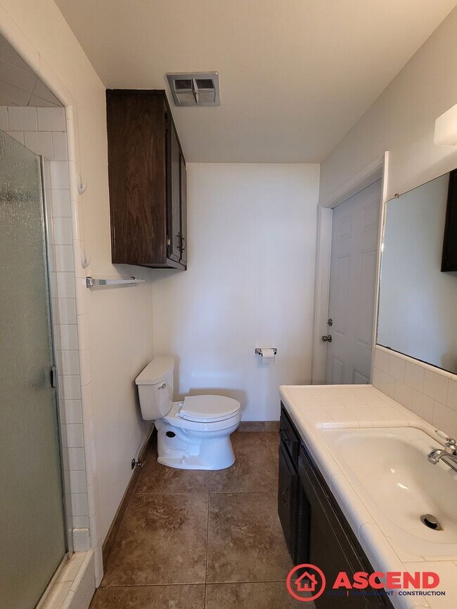 Foto del edificio - Comfortable 3BD/2BA Home in Bakersfield's 93309!