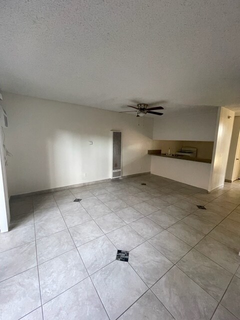 Foto del edificio - 844 Chestnut Ave