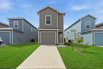 Building Photo - 801 Wagtail Dr