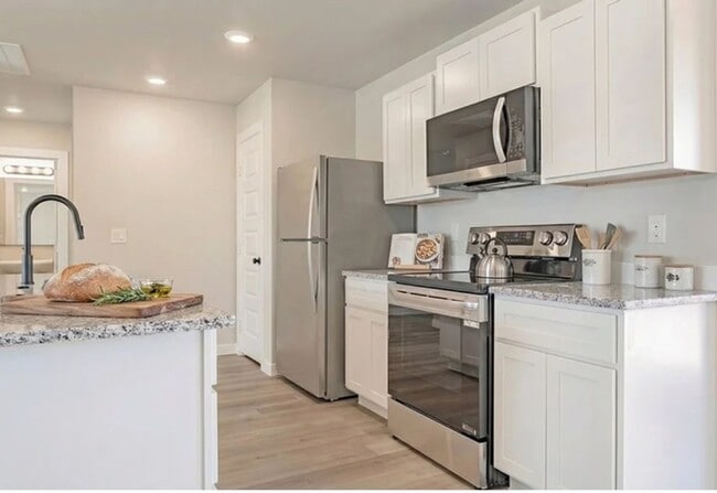 Building Photo - Take A Look In Havenbrook!