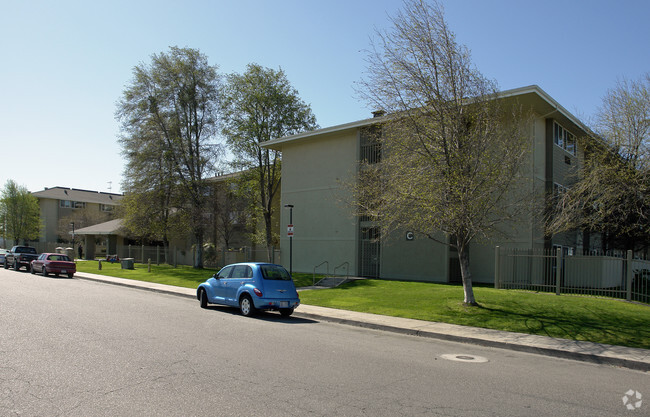 Foto del edificio - Yosemite Manor