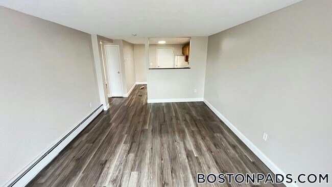 Building Photo - 47 Princeton St