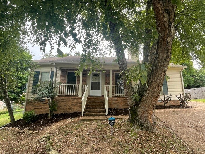 Foto principal - South Nashville off Nolensville Rd close t...
