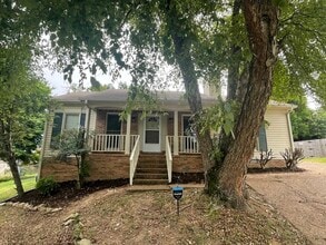 Building Photo - 5500 Fairhaven Dr