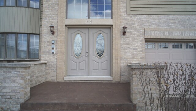 Building Photo - 319 Dee Ct