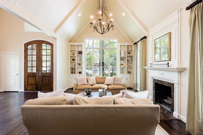 Foto del edificio - 5771 Glen Falls Ln