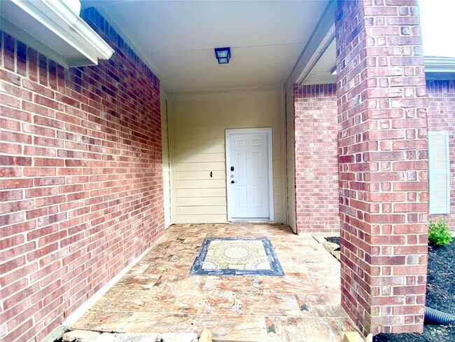 Building Photo - 4734 Plum Forest Rd