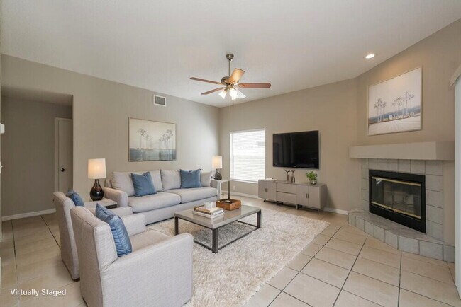 Foto del edificio - 13423 Beechberry Dr
