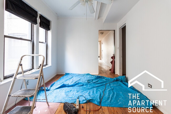 Foto del edificio - 900 W Belle Plaine Ave