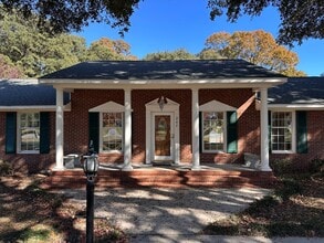 Building Photo - 245 High Tide Dr