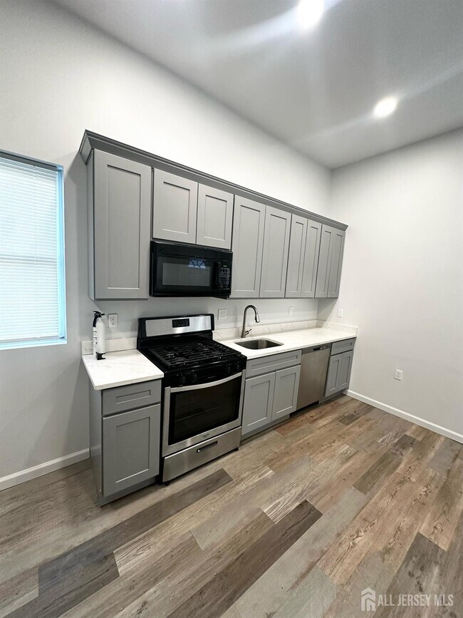 Foto del edificio - 55 Cutters Dock Rd