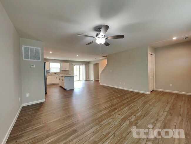 Foto del edificio - 1163 Concord Springs Dr