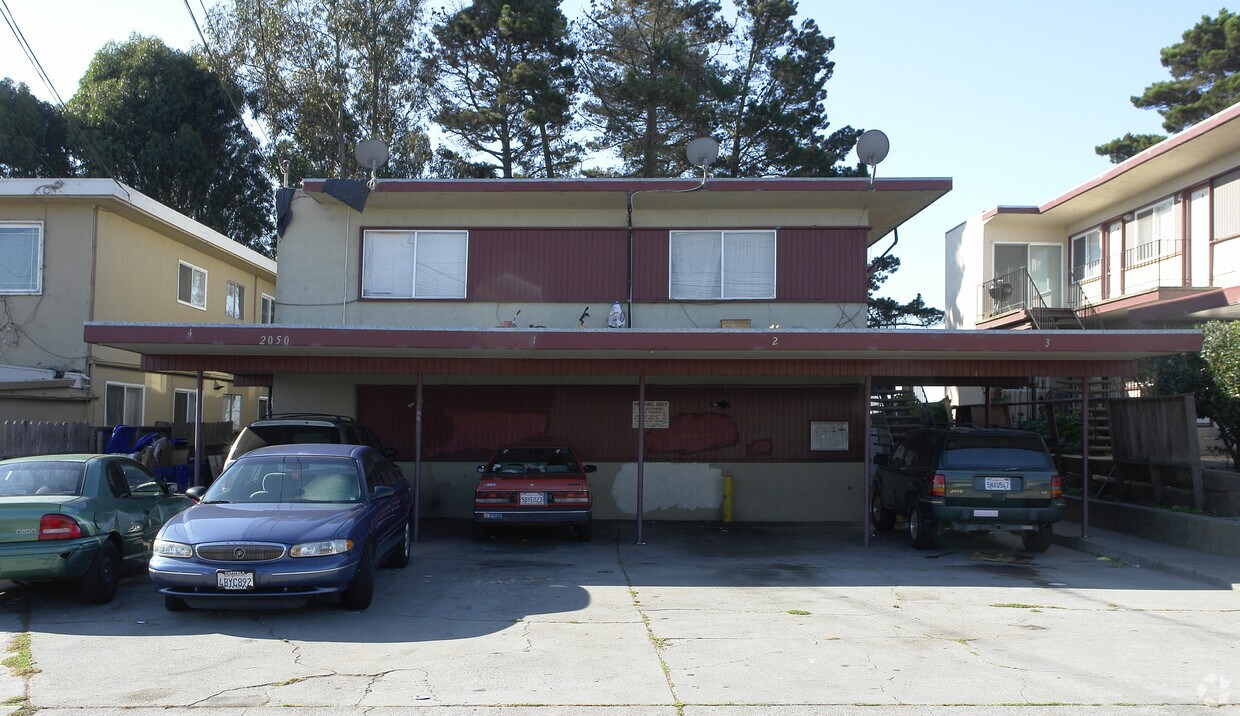 Primary Photo - 2050 Stanton Ave