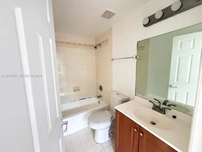 Foto del edificio - 701 SW 148th Ave