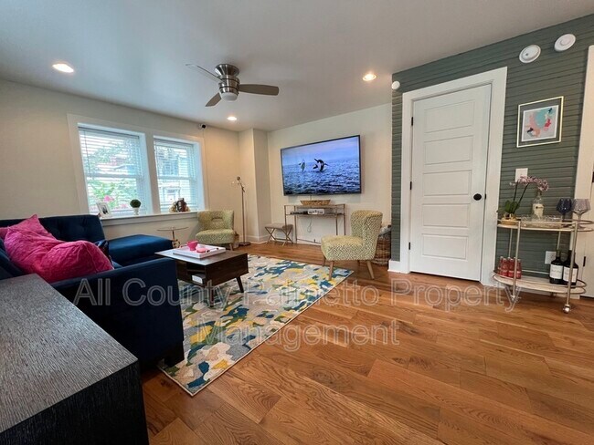 Foto del edificio - 278 Ashley Ave