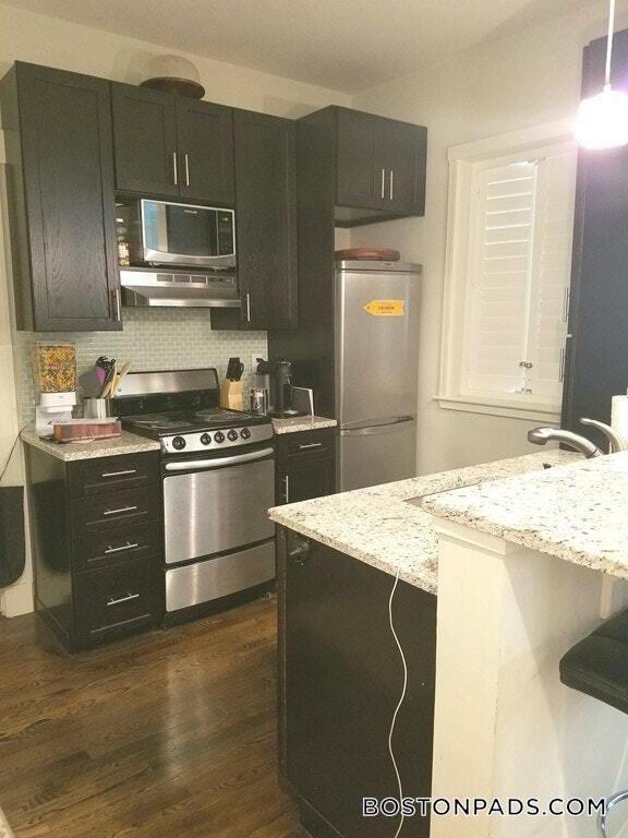 Building Photo - 107 Jersey St