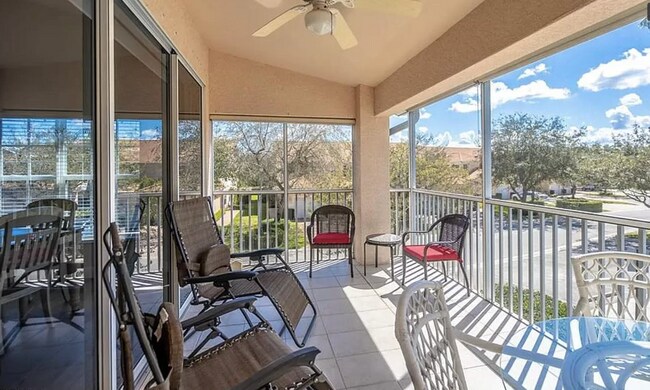 Foto del edificio - 6345 Lexington Ct