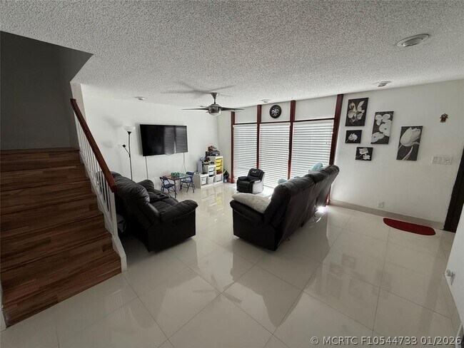 Foto del edificio - 4722 Sheridan St