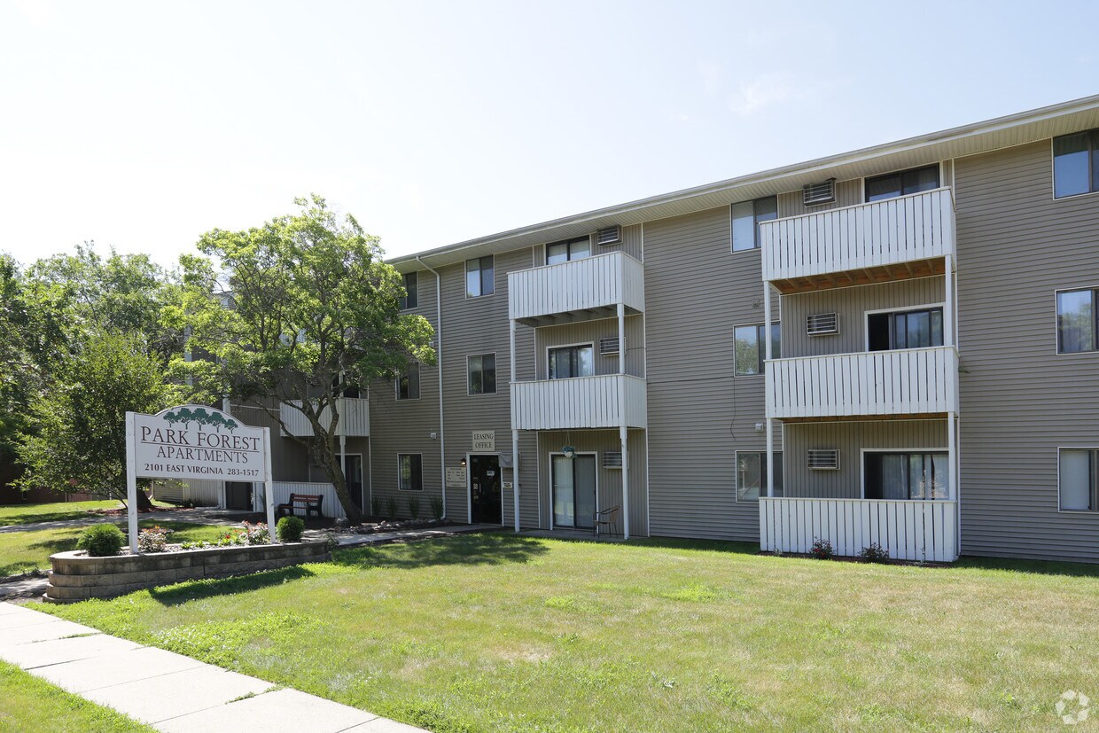 Park Forest Residential Cooperative Apartments in Des Moines, IA