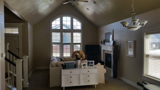 Foto del edificio - Very cute two story home in Boise / 3 bed,...