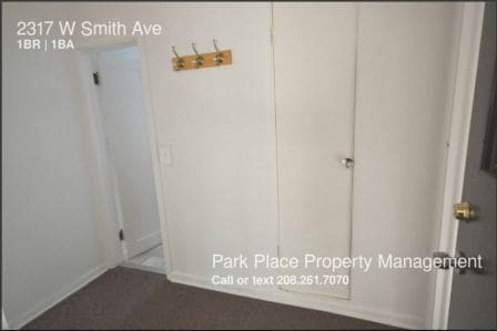 Building Photo - 2317 W Smith Ave