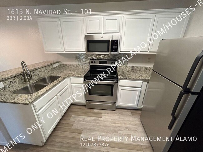Building Photo - 1615 N Navidad St