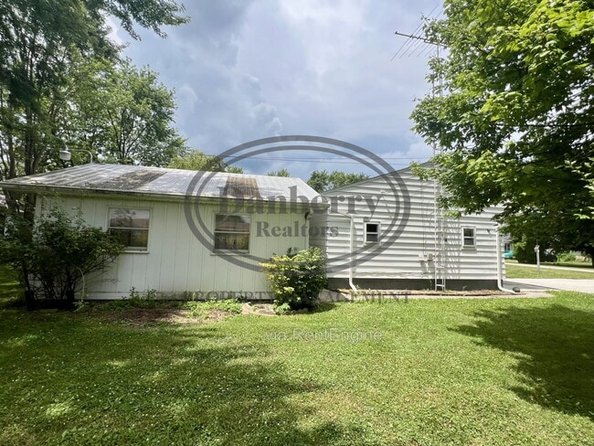 Building Photo - 12560 Hughes St