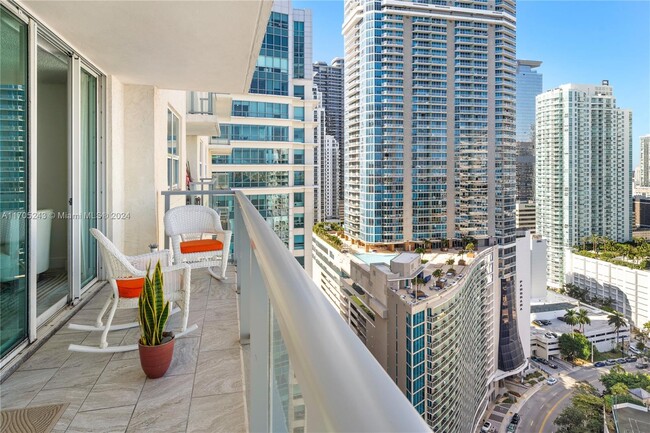 Foto del edificio - 1155 Brickell Bay Dr