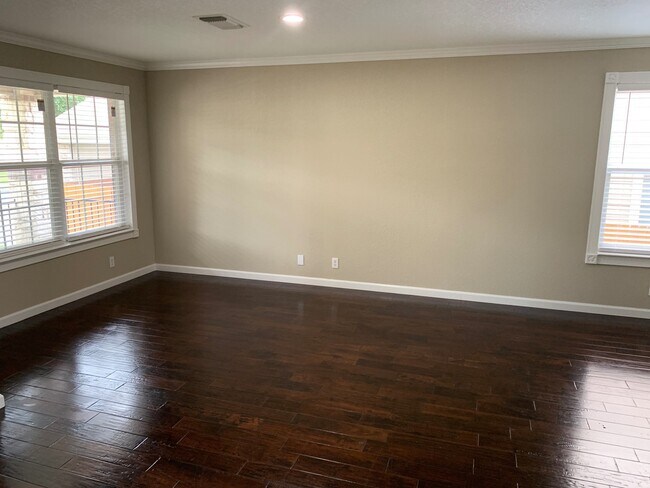Building Photo - *COMING SOON* Gorgeous Four Bedroom Home with Covered Patio Near Medical Center!!