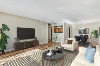 Building Photo - 798 Eves Dr