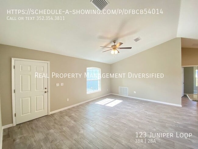 Building Photo - Custom Home - Desirable SE Ocala neighborh...