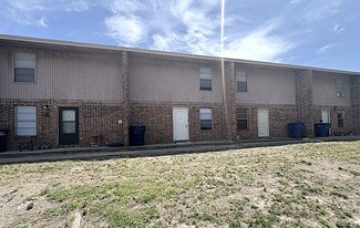 Building Photo - 402 S 2nd St