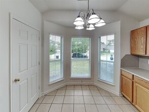 Building Photo - 409 Mystic Glen Loop