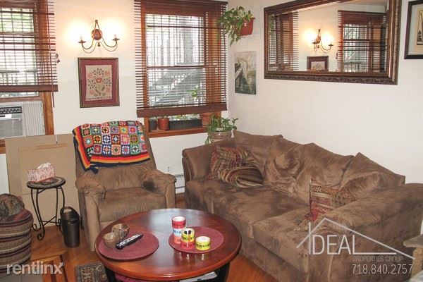 Foto principal - 29 Greene Ave