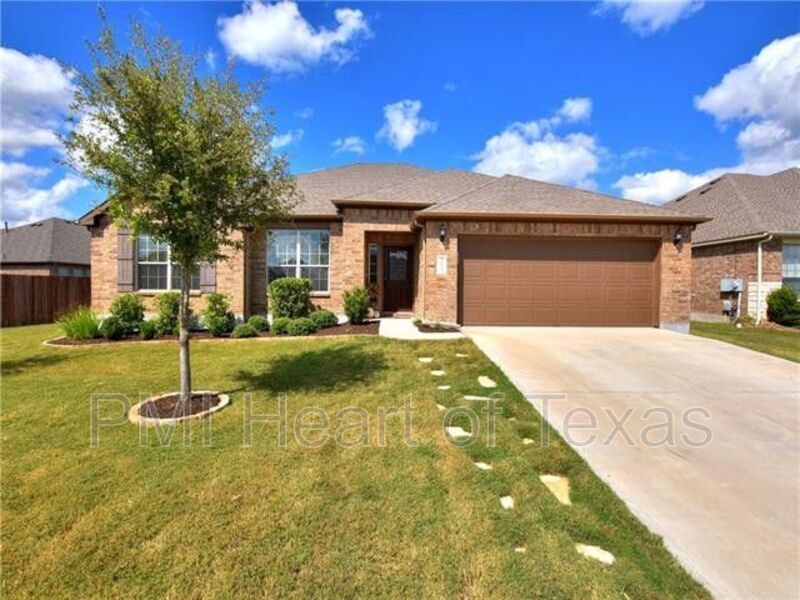 Foto principal - 2413 Grand Lake Pkwy