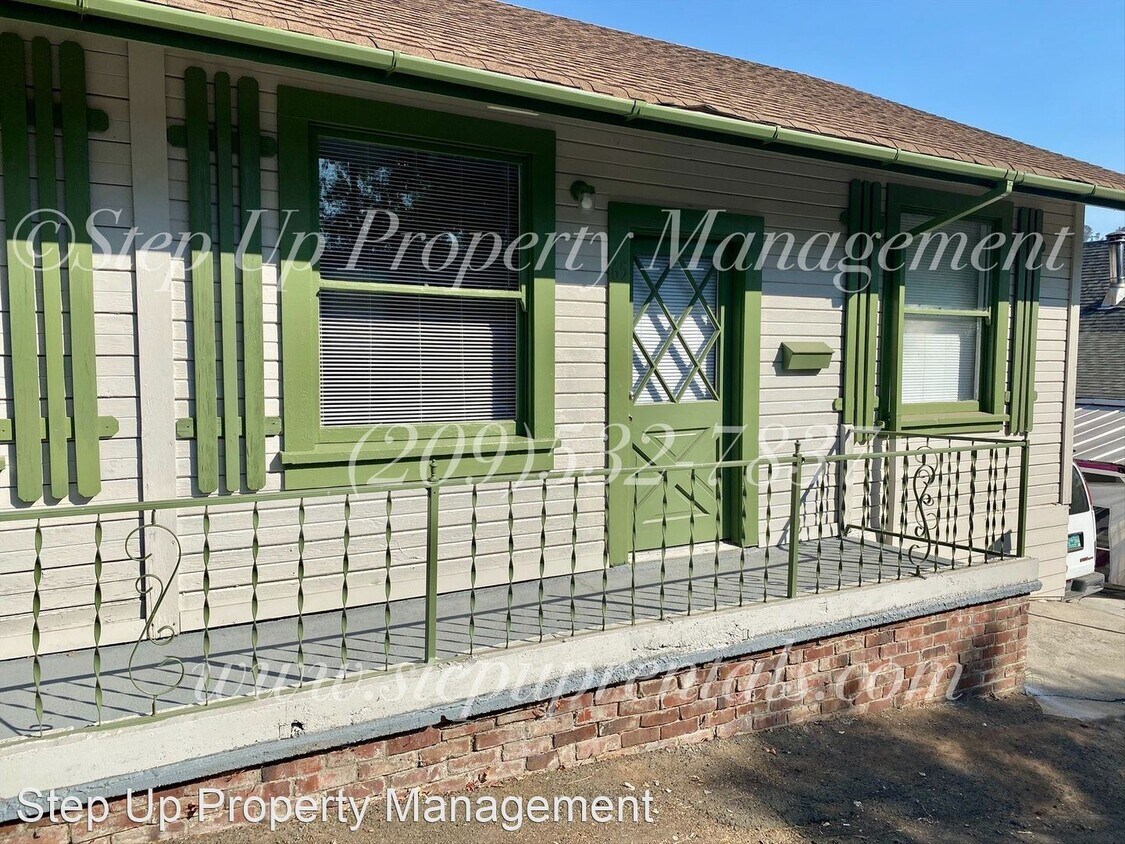 2 br, 1 bath House 65 S Norlin St House for Rent in Sonora, CA