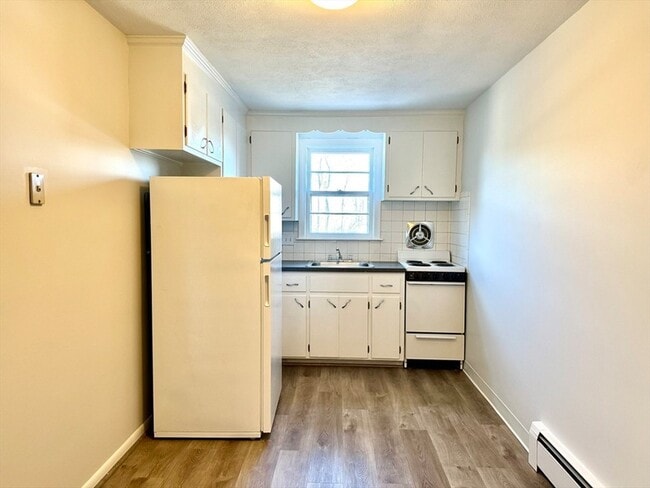 Photo - 206 High St Apartment