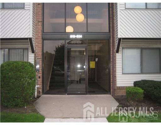 Foto del edificio - 802 Edison Glen Terrace