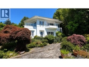 Building Photo - 4468 Stone Crescent