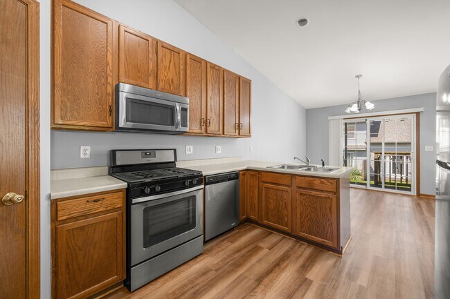 Foto del edificio - 701 Blackstone Ct