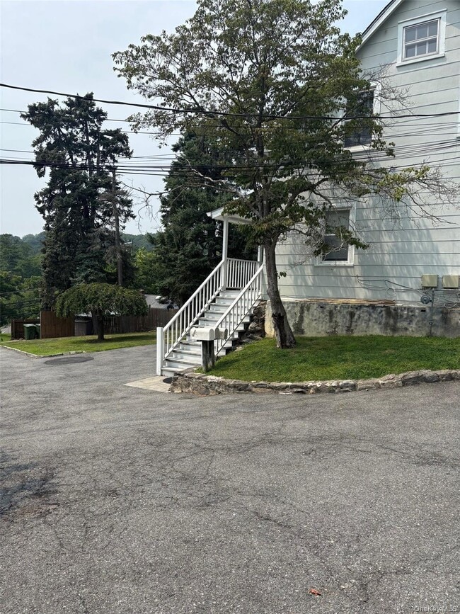 Building Photo - 245 Glenville Rd