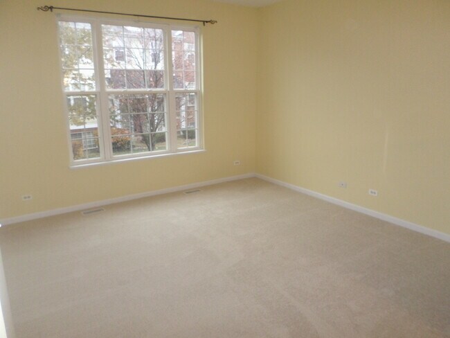 Foto del edificio - 652 N Hidden Prairie Ct