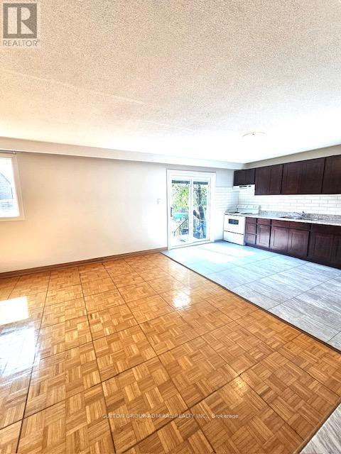 Photo du bâtiment - 93 N Ridge Rd