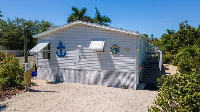 Building Photo - 27579 Big Bend Rd