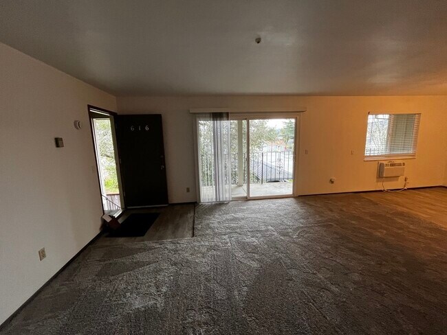 Foto del edificio - 616 Center St